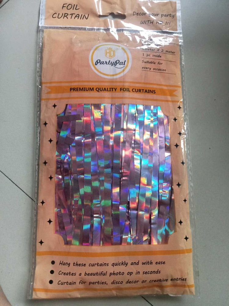 PartyPal Foil Curtain 5 pis available