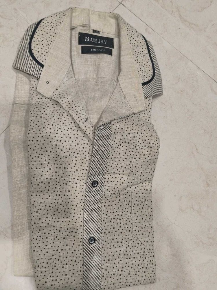 Blue Jay Dotted Shirt