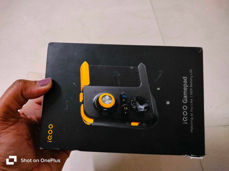 iQOO Gamepad - Like New!