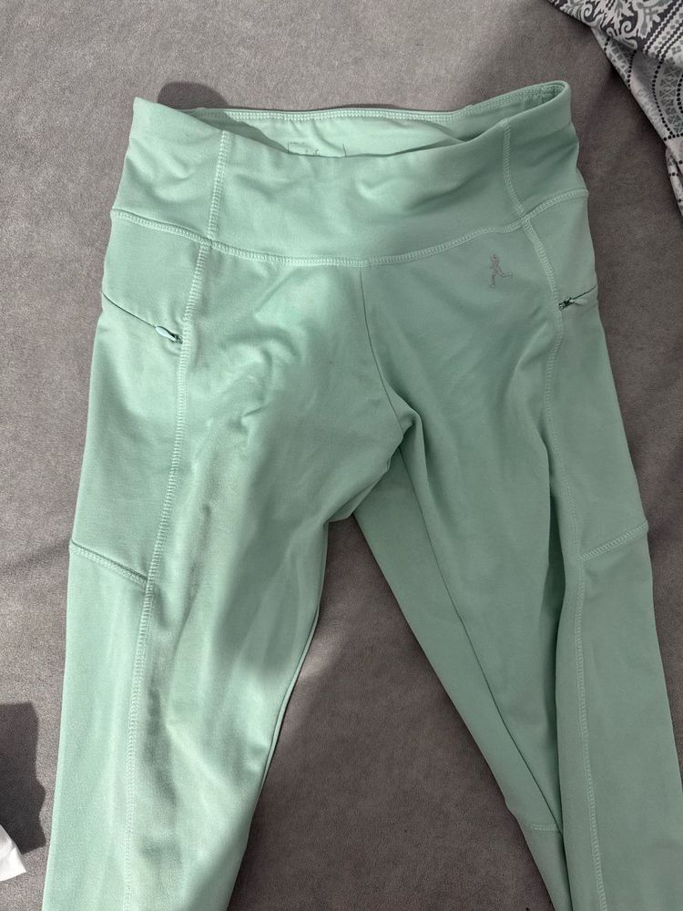 Cute Light Green Athletic Leggings