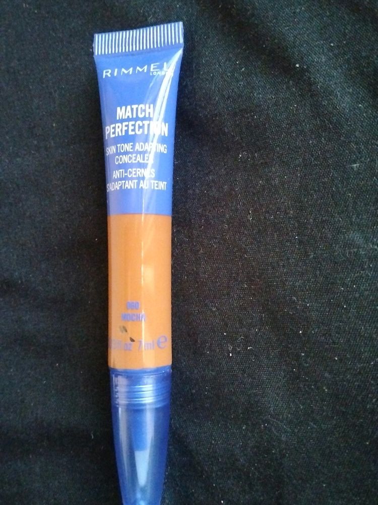 Rimmel London Skin Tone Adapting Concealer