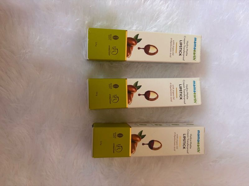 Mamaearth Hydro Matte Lipstick Bundle