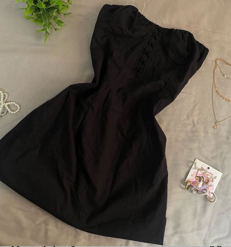 Black Strapless Mini Dress (bust 30-32)
