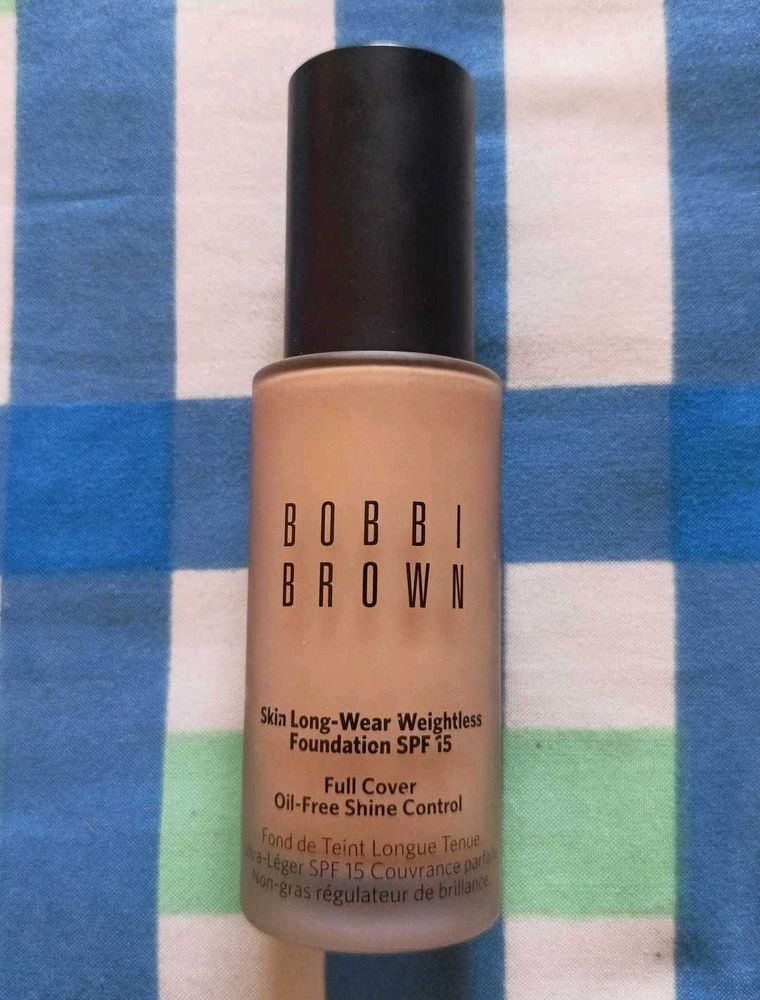 Bobbi Brown Foundation