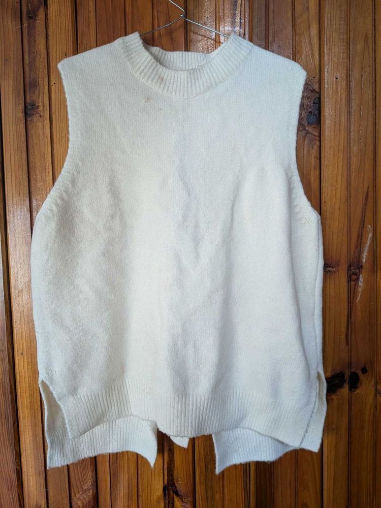 Sleeveless Knit Top