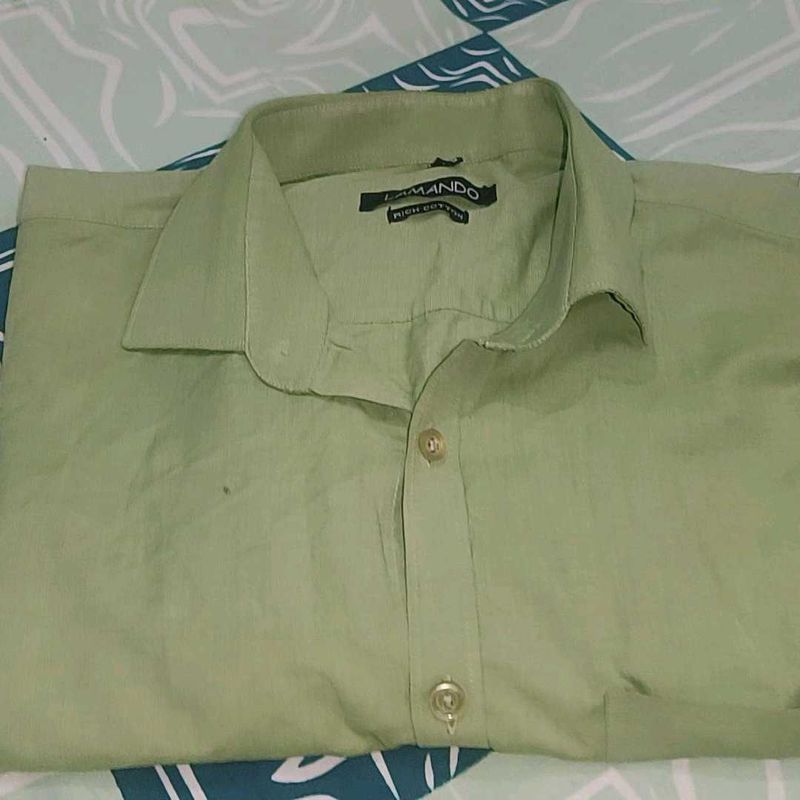 Lamando Green Button-Down