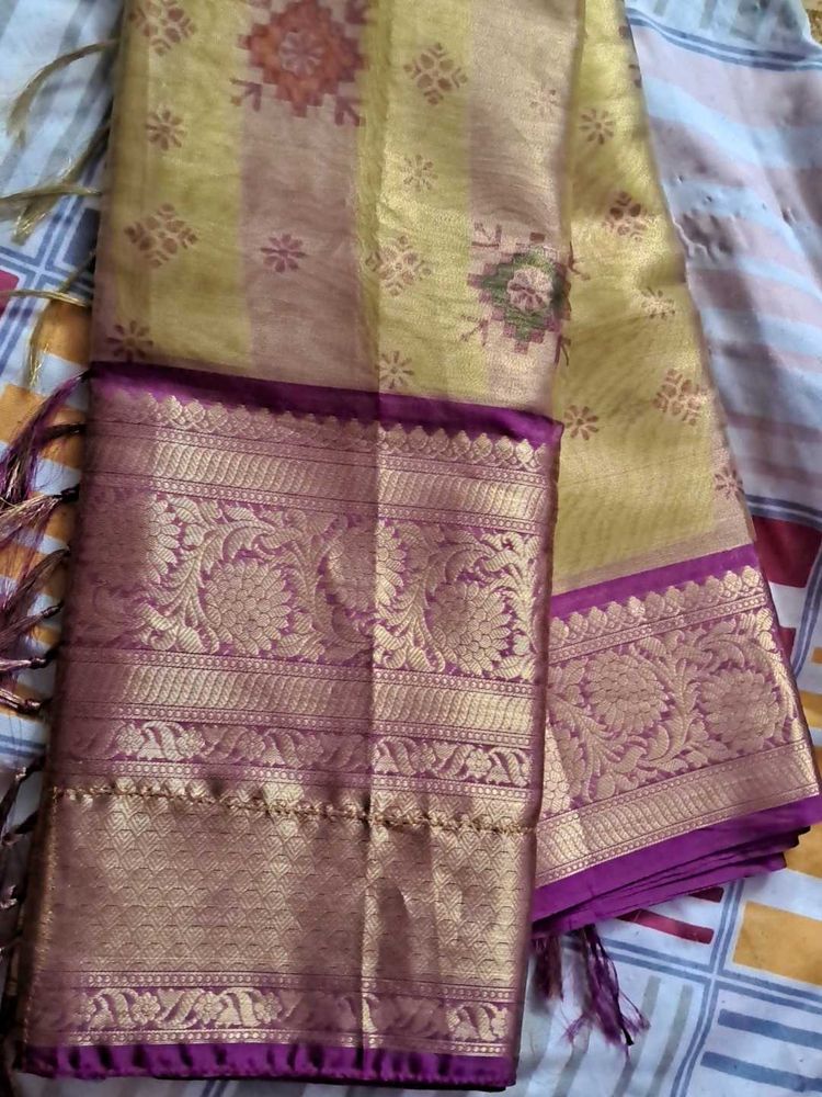Elegant Silk Blend Saree with stitched blouse