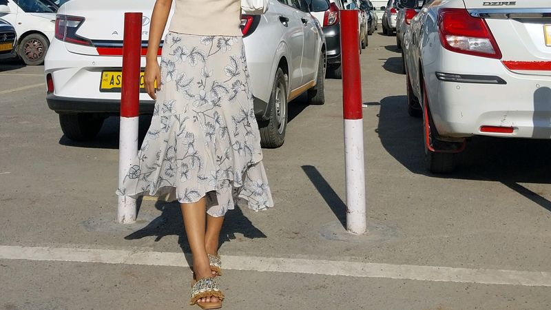 Flared Floral Midi Skirt Waist Size 28 to 30