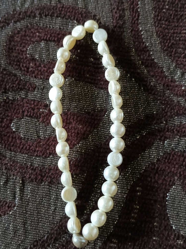 Pearl Beaded bracelet