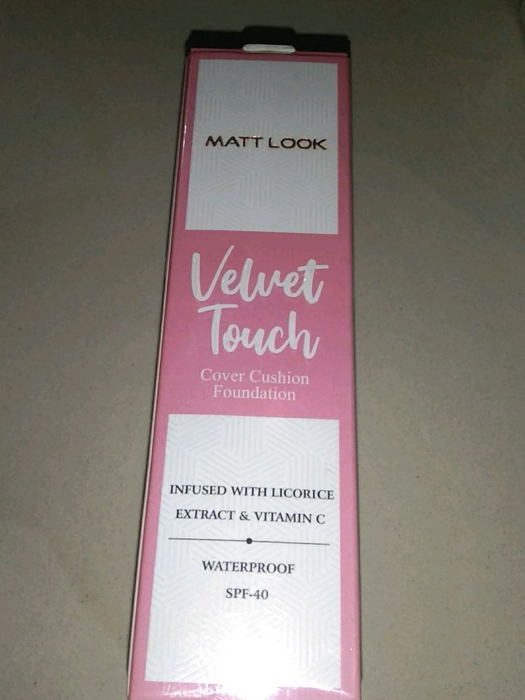 Matt Look Velvet Touch Foundation