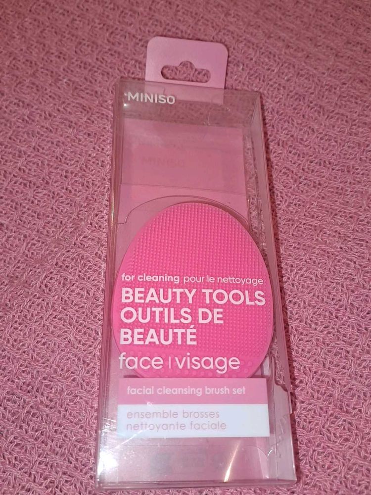 Miniso Silicone Gentle Facial Cleansing Brush