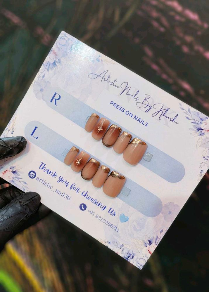 classy Nude Nail Set With ombre and Chrome Effect!