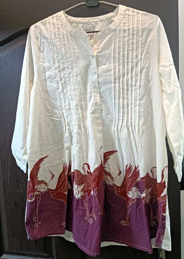 White Tunic with Crane Design (Unused)