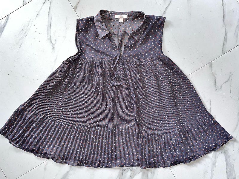 Beautiful Cape Top