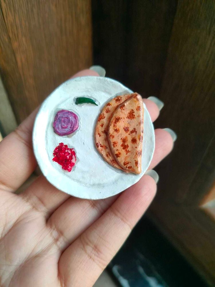Handcrafted aloo paratha Miniature