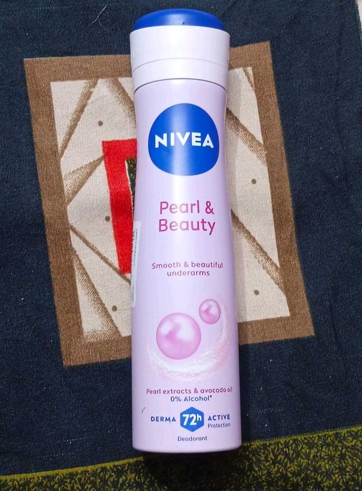 NIVEA Pearl &amp; Beauty Deodorant