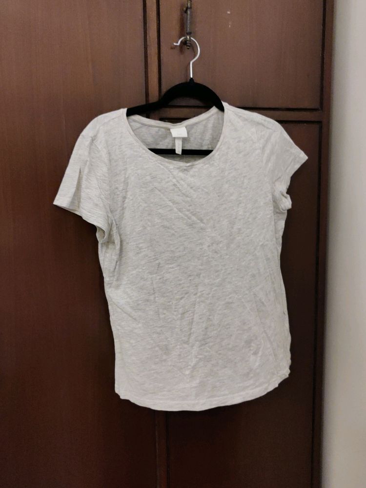 H&amp;M T Shirt