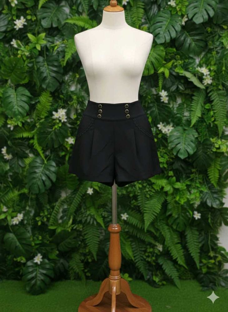 Chic Black Shorts(24IN SIZE)