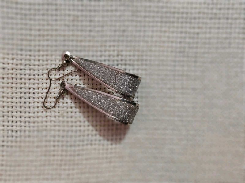 Sparkling Triangle Earrings