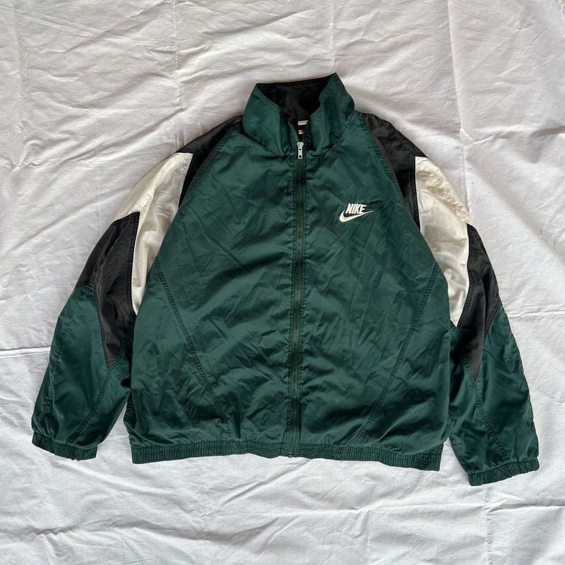 VINTAGE NIKE WINDBREAKER JACKET