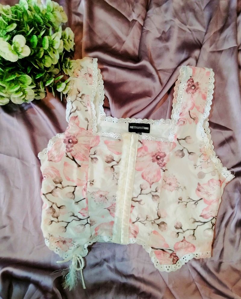 Preetylittlething Lace Trim Corset Crop Top
