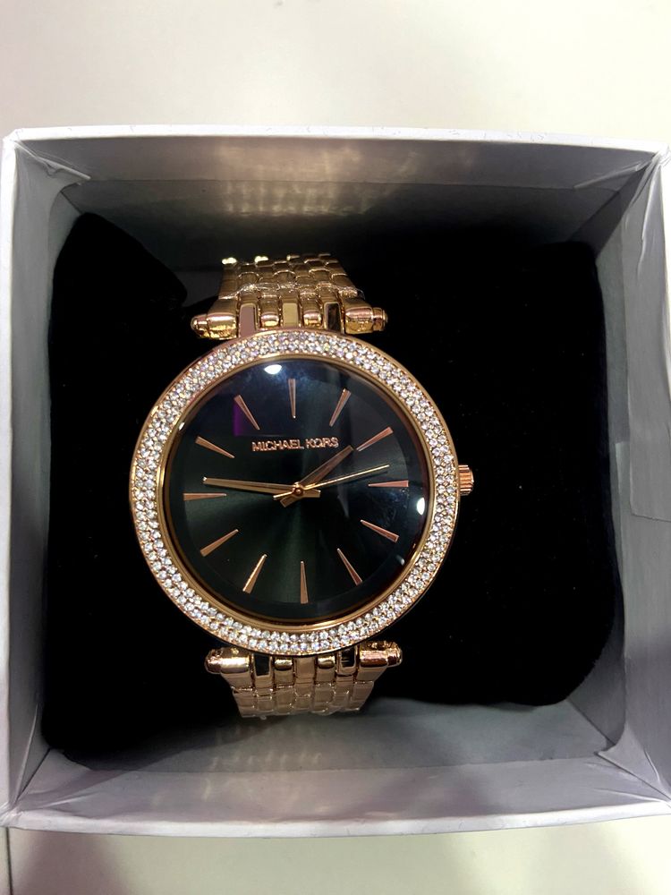 Michael Kors rose gold watch