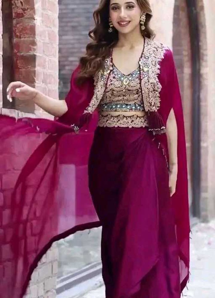 Ethnic Gown 😍😍