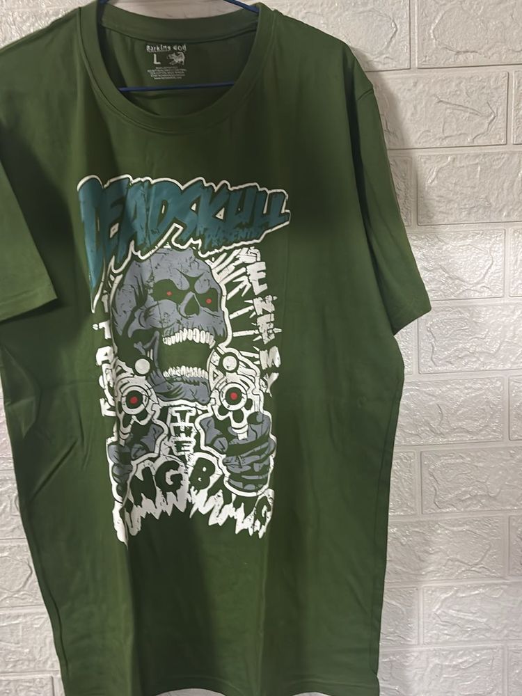 BRAND NEW T-SHIRT