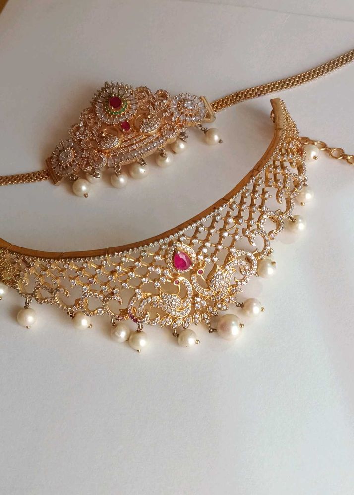 Elegant Gold-Tone Necklace Set
