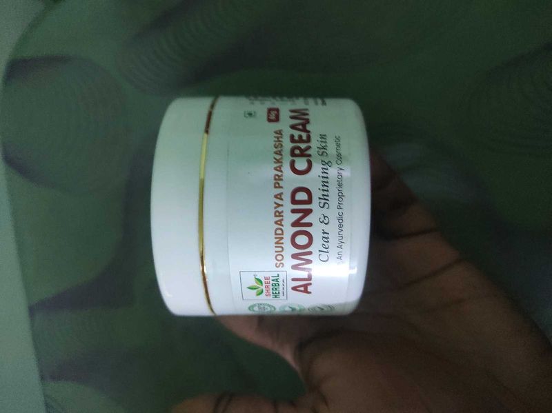 Ooty Natural Almond Cream