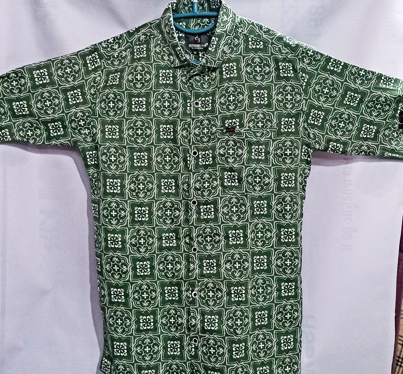 Mens Casual Shirt M,L Size Available