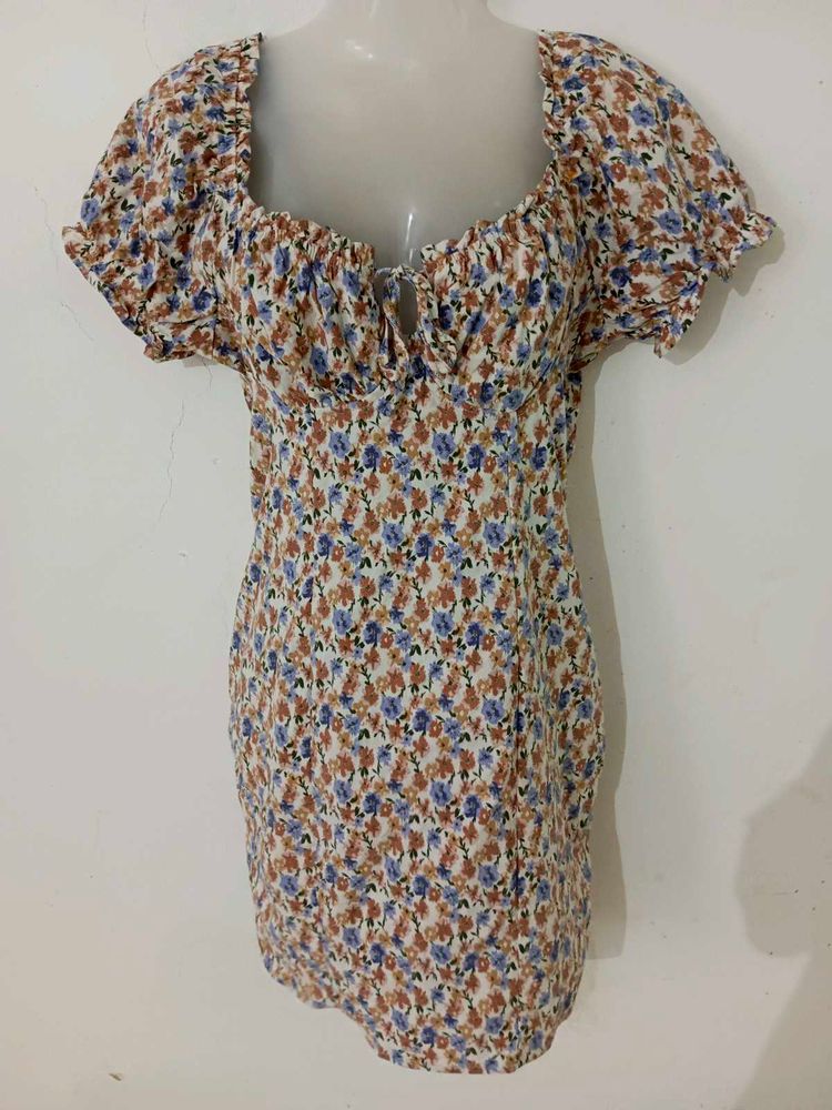BEAUTIFUL FLORAL DRESS