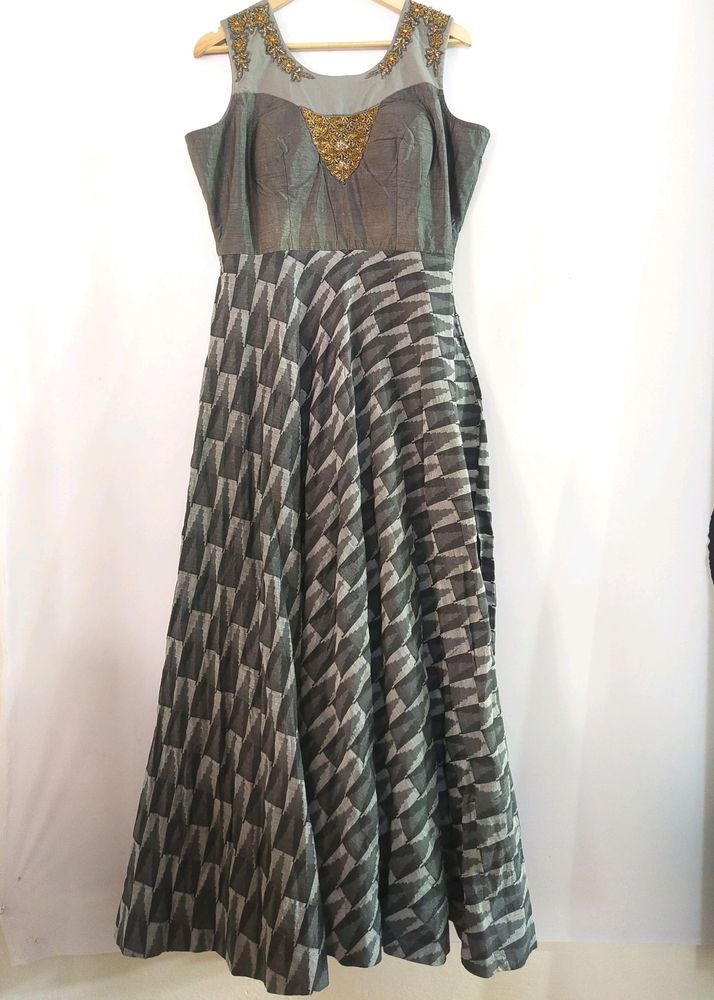 Elegant Gray Geometric Print Gown