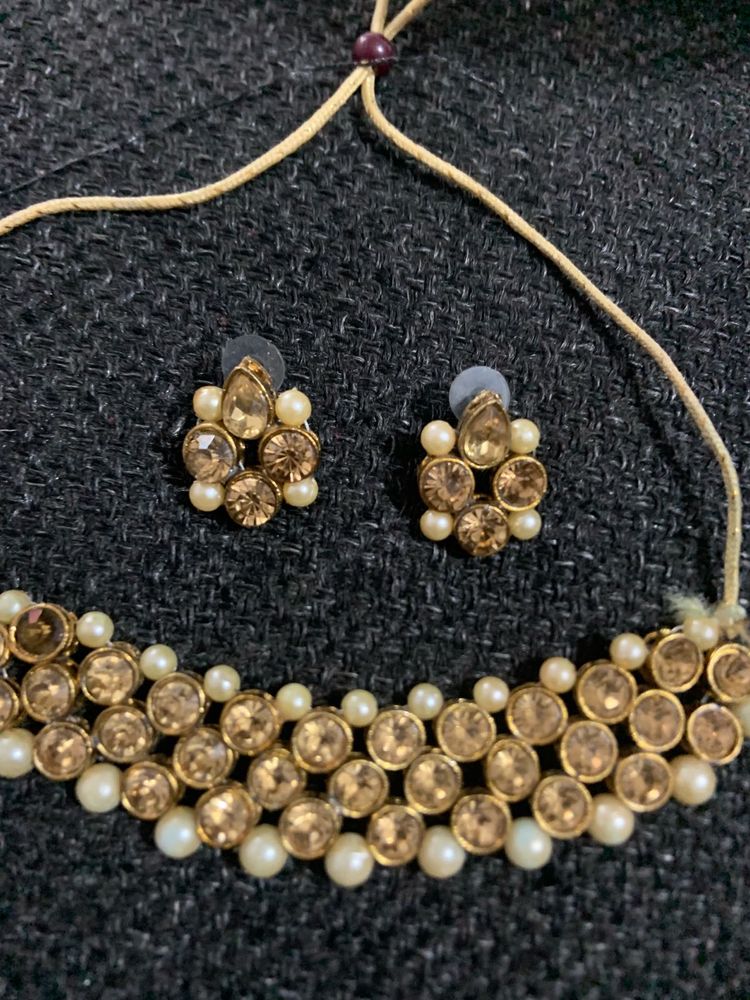 Pearl &amp; Stone Necklace Set