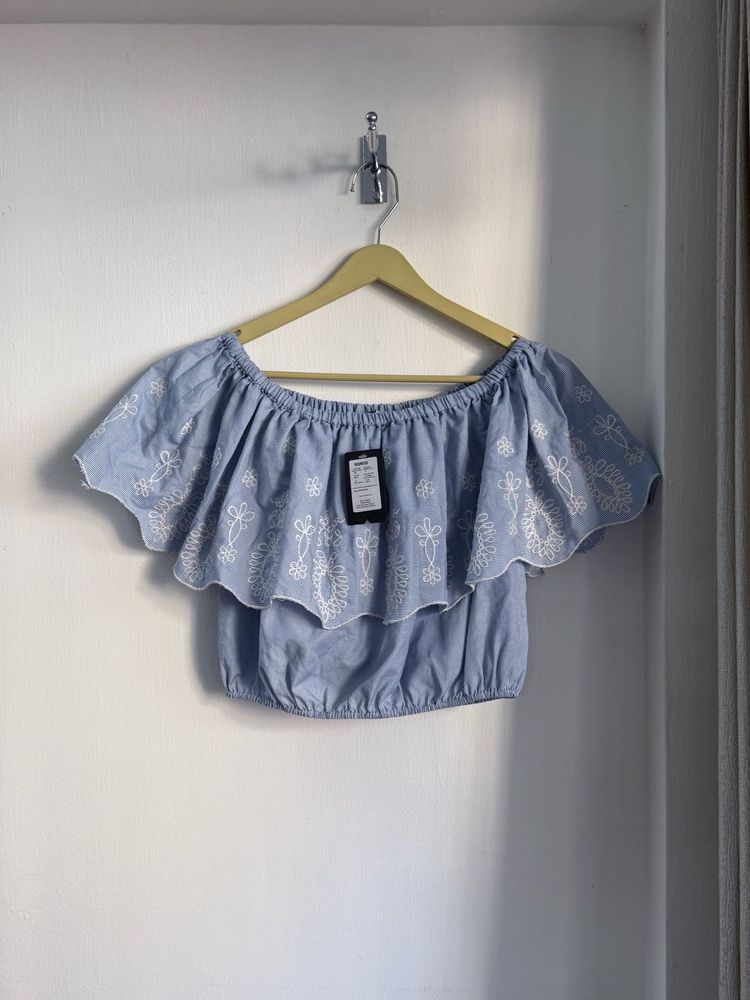 Frill Off Shoulder Crop Top