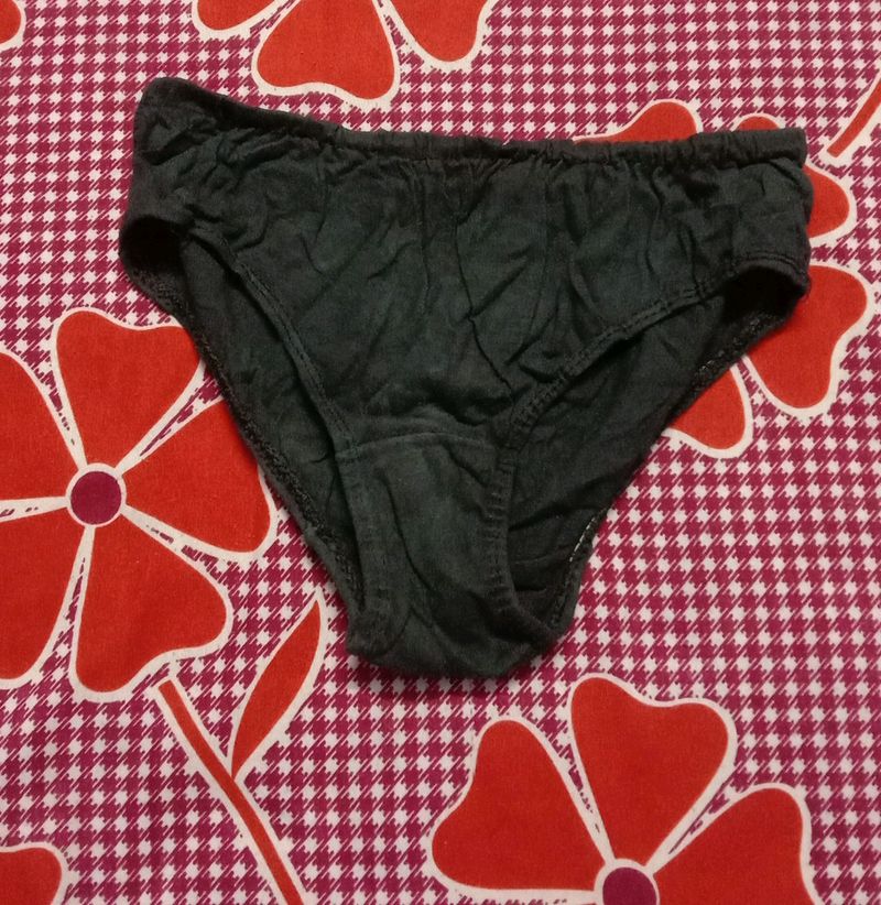 Black 90 Cm Ladies Panty
