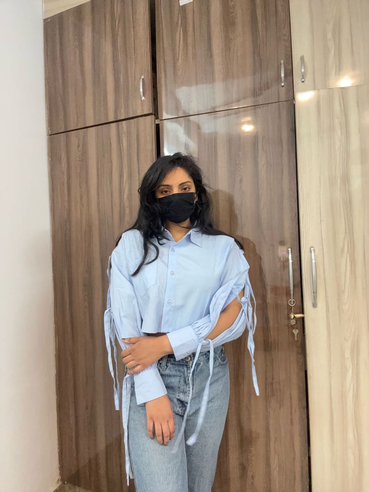 Stylish Light Blue Crop Top