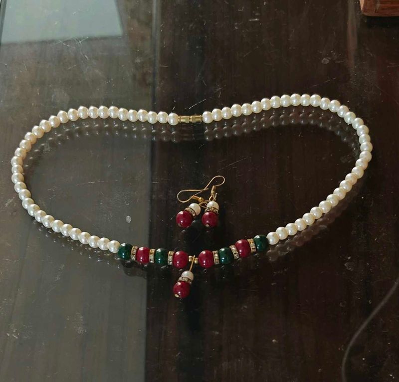 Pearl Necklace &amp; Earring Set