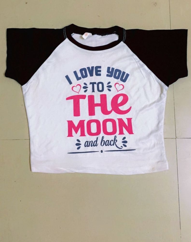 Cute &#39;Moon and Back&#39; Tee