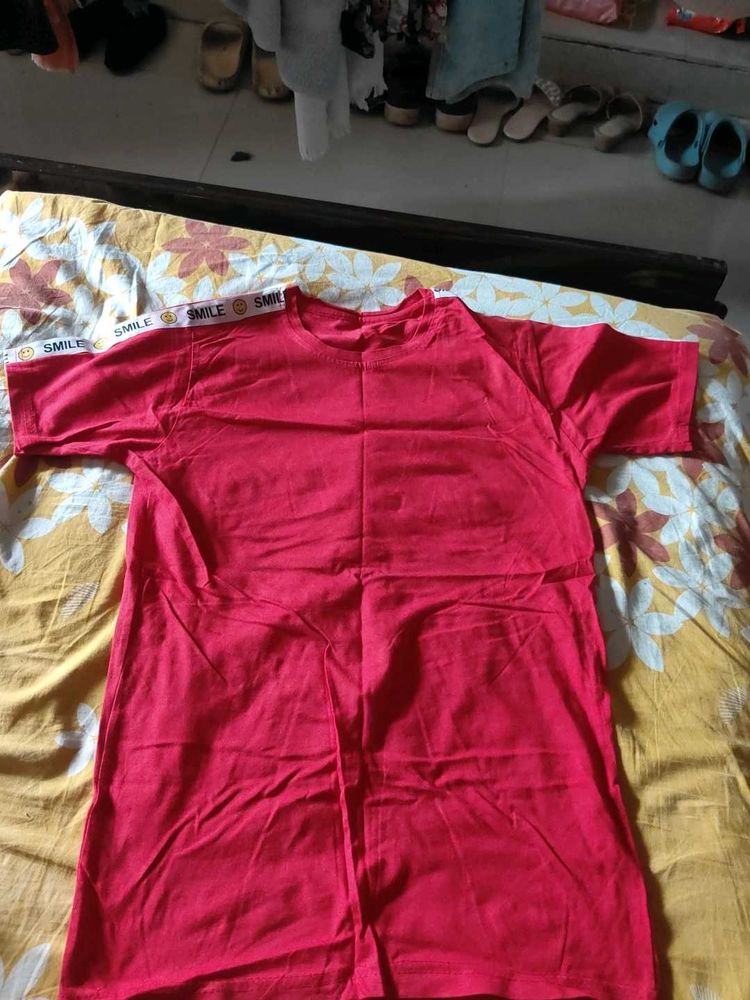 Red Crew Neck T-Shirt