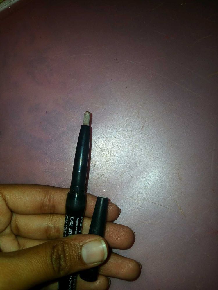 nyx professional Eyebrow Pencil (EP03 medium brown