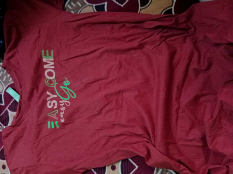 Maroon Graphic Print Tee