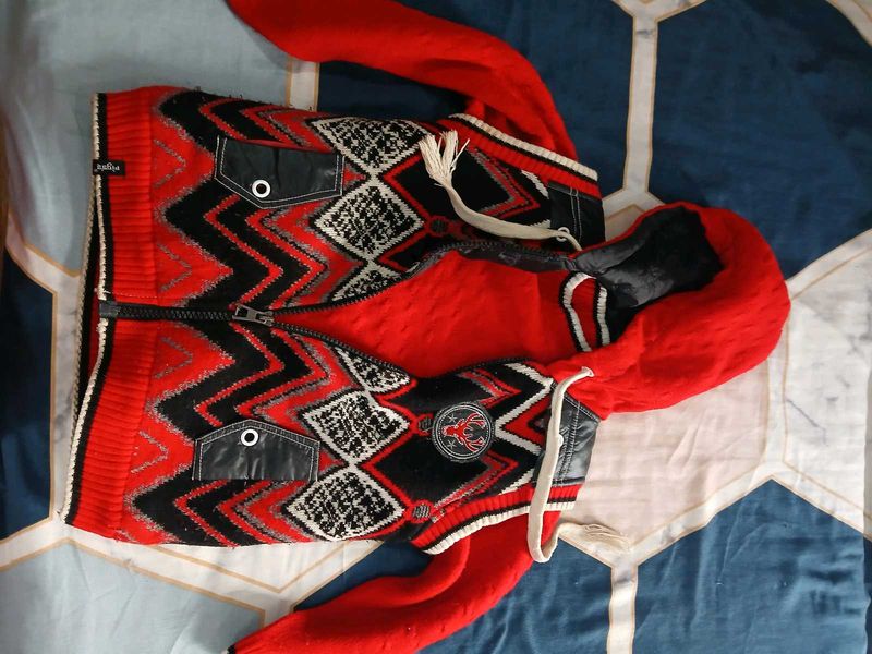Woolen Sweater With Jackets