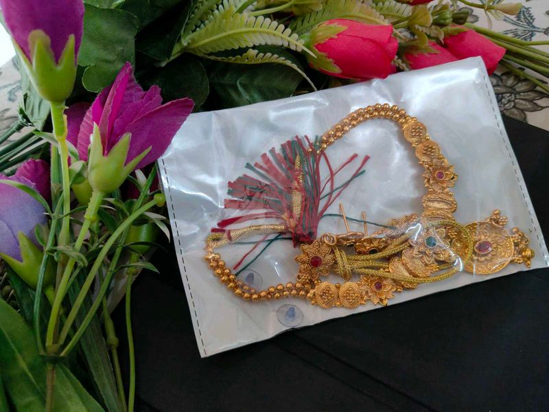 Vintage Gold-Tone Indian Jewelry Set