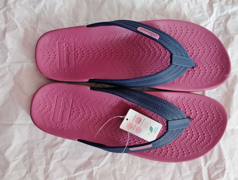 Oofos Women&#39;s Sandals - Size 7