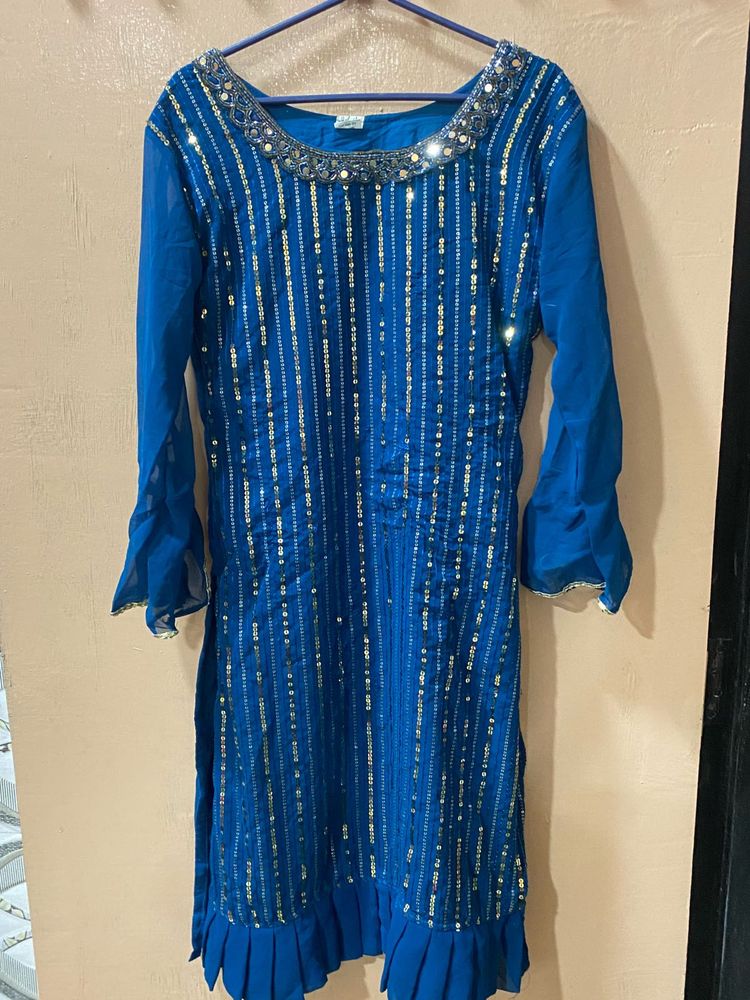 Elegant Blue Embellished Kurta