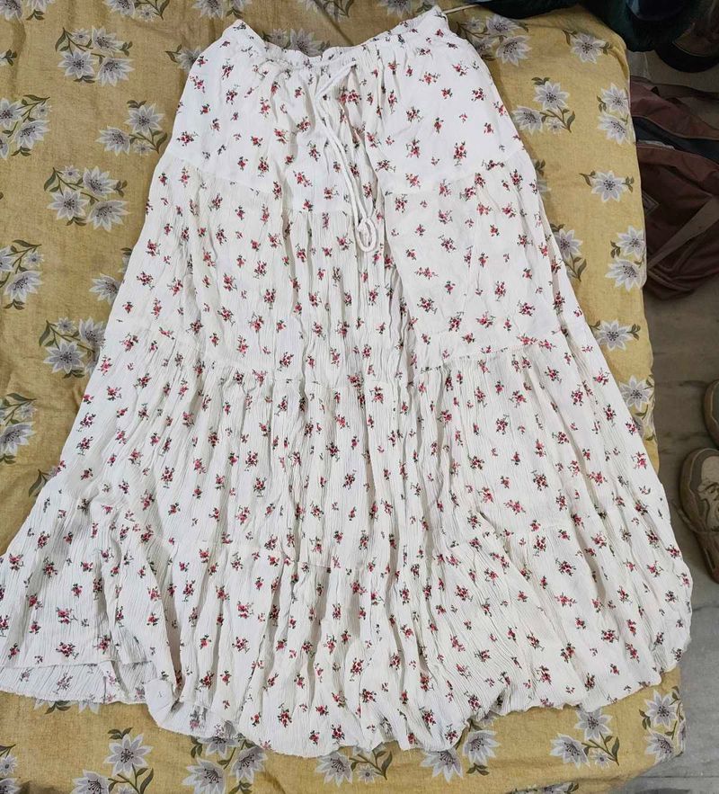 Floral Print Tiered Skirt