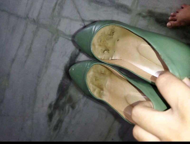 Used Green Ballerinas