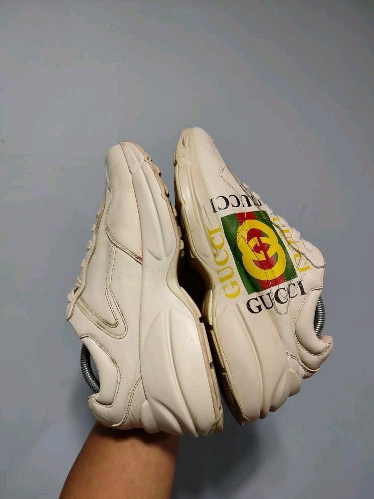Authentic Gucci Rhyton Logo Sneakers 40 Euro