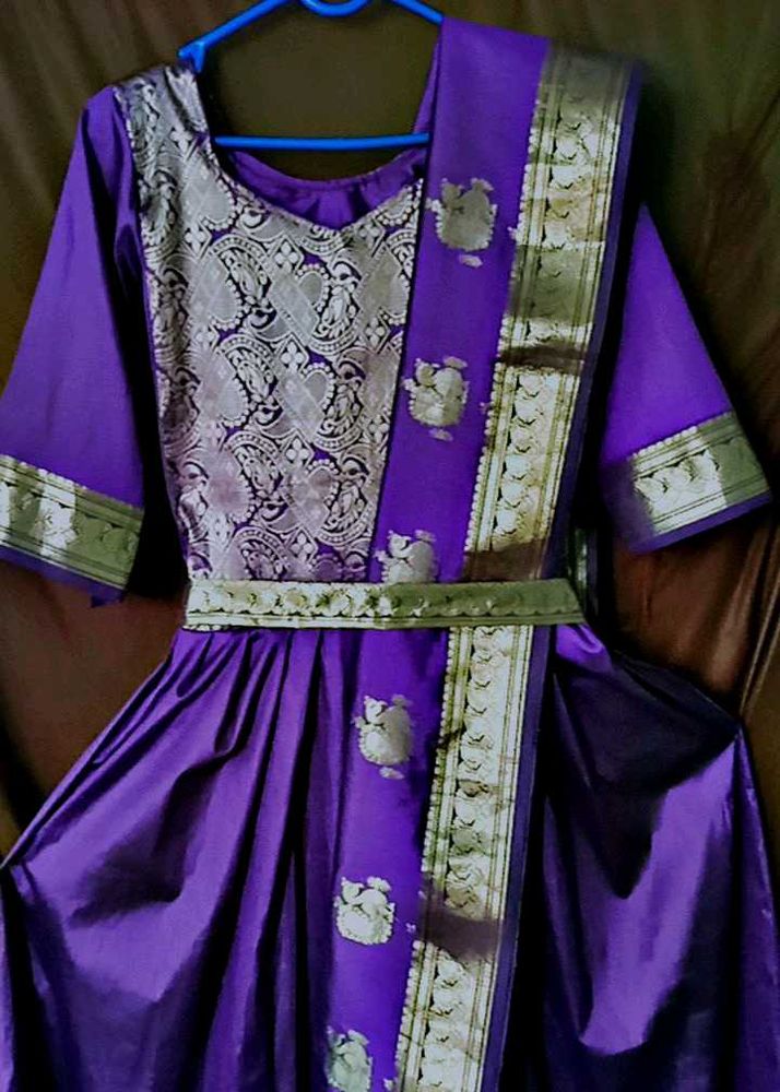 Traditional Banarasi Gown With Shall And Belt